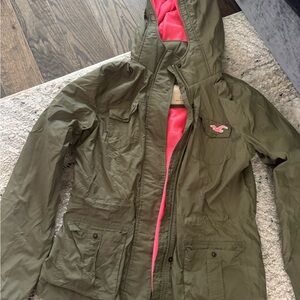 Hollister Olive Green Raincoat with Pink Lining